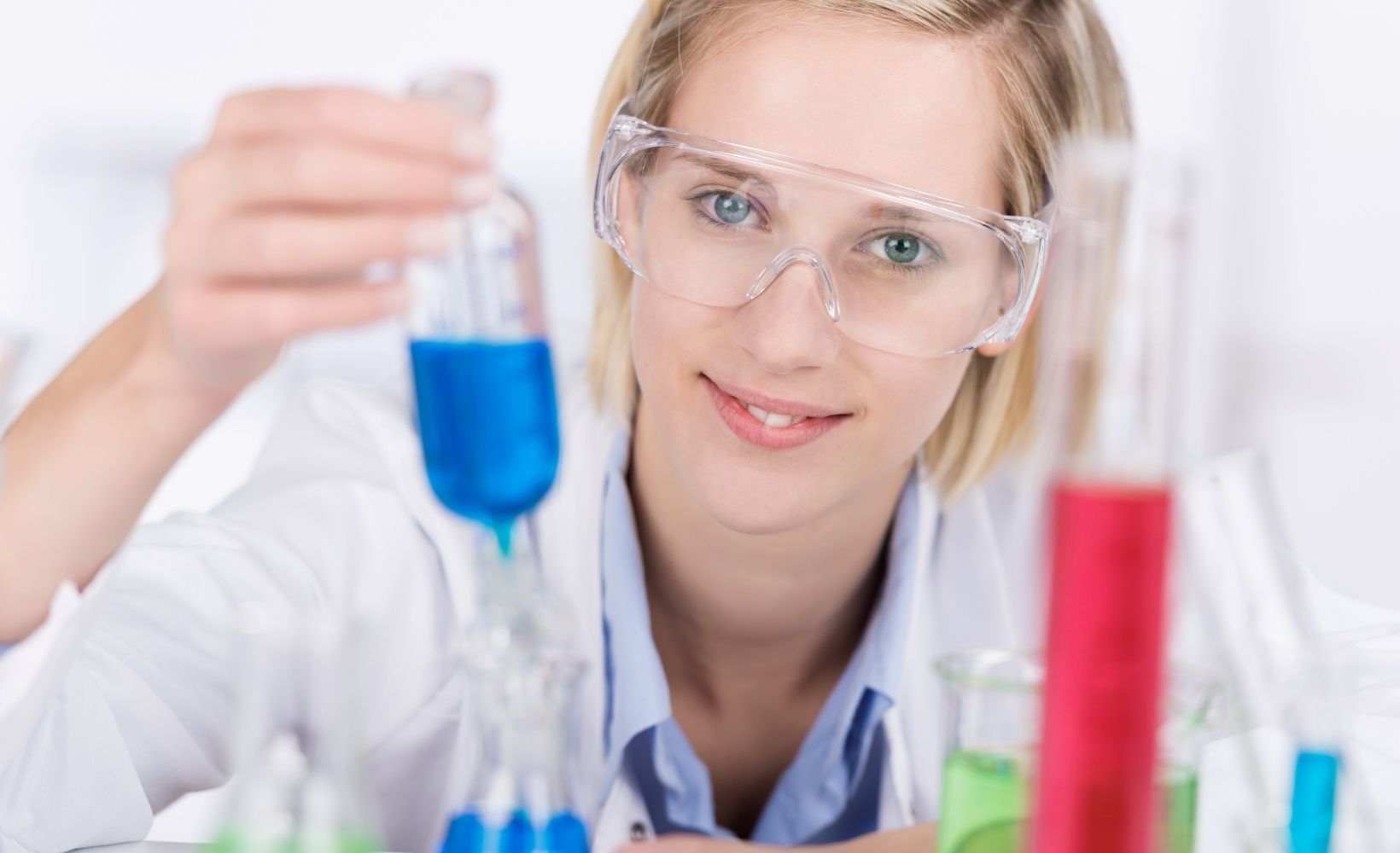 Chemielaborantin_Beitragsbilder_low_1
