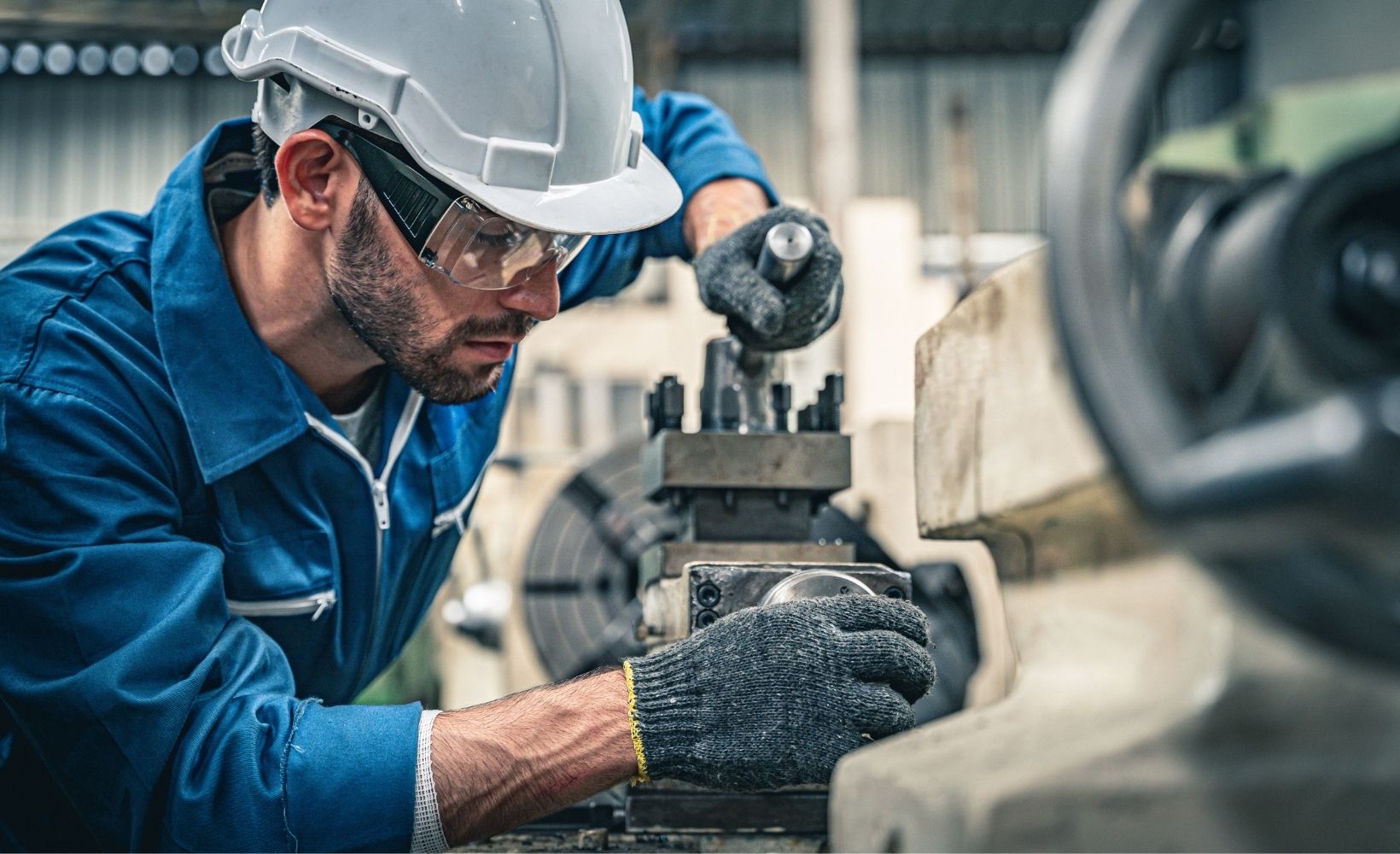Fertigungsmechanikerin_Beitragsbilder_low_1