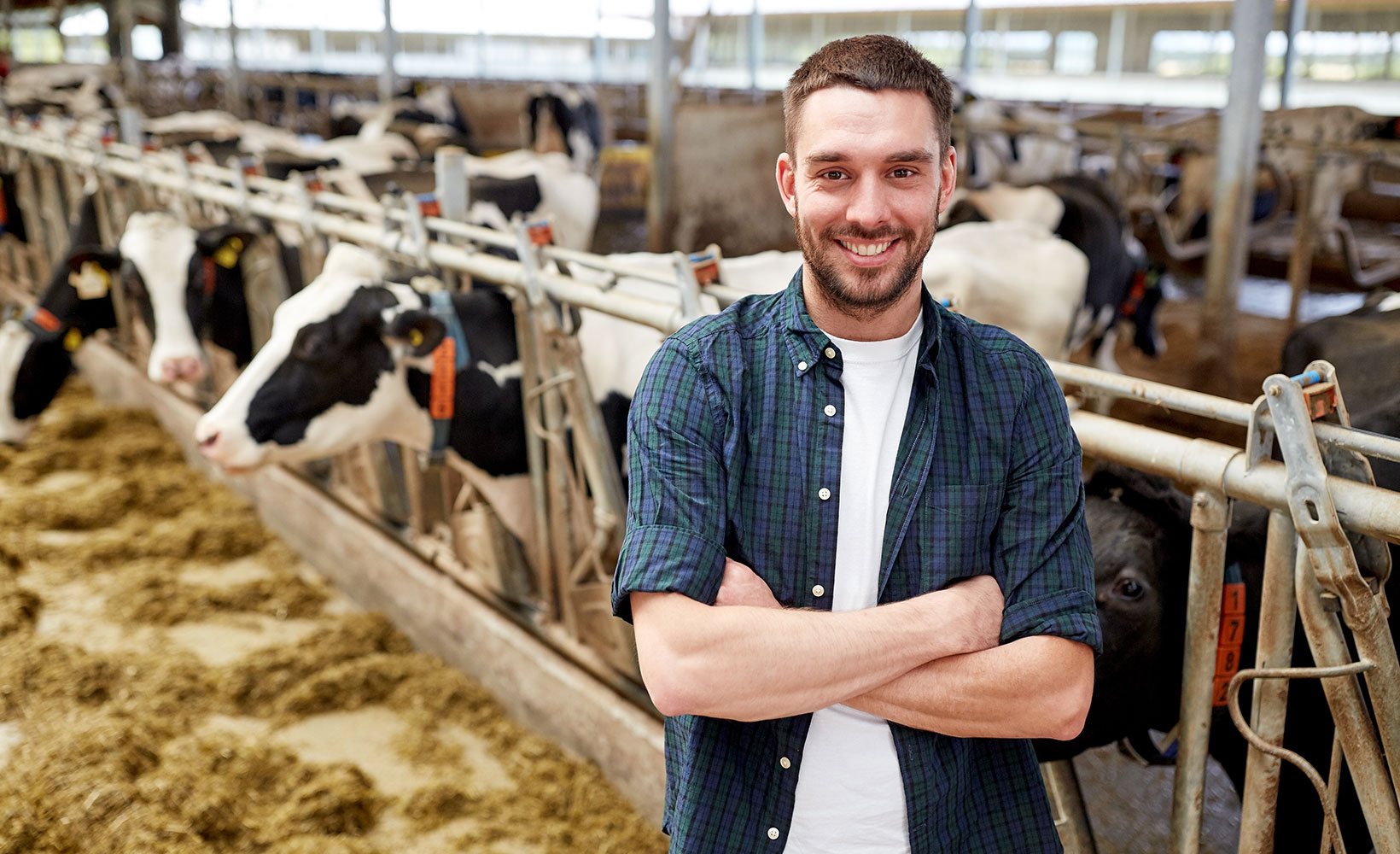 Landwirt-in_AdobeStock_Beitragsbilder_low_1