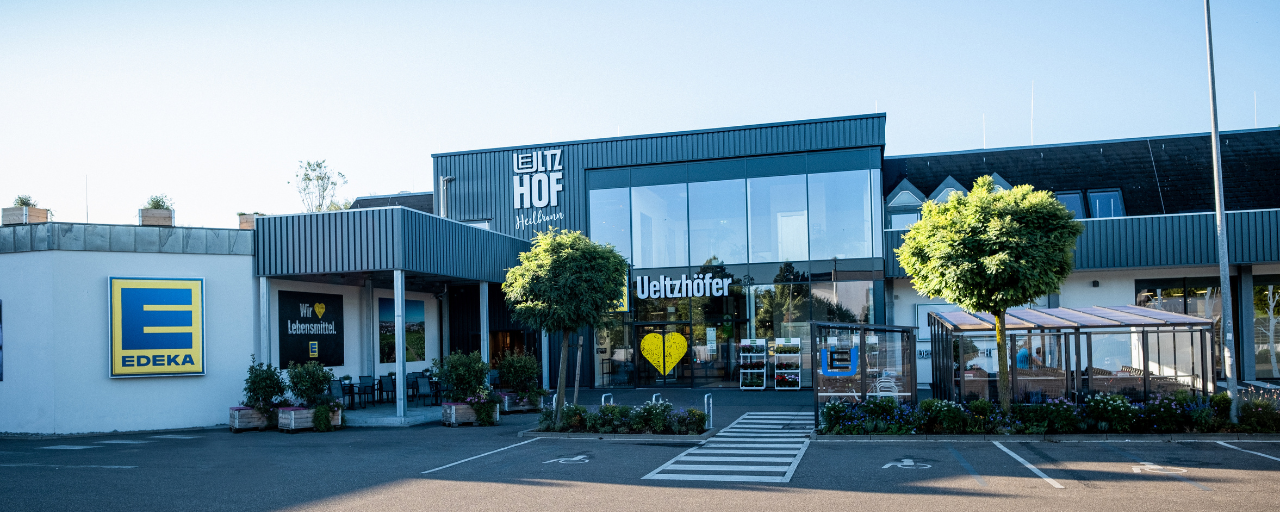 Haupteingang des Lebensmittelhandels EDEKA Ueltzhöfer aus Sontheim
