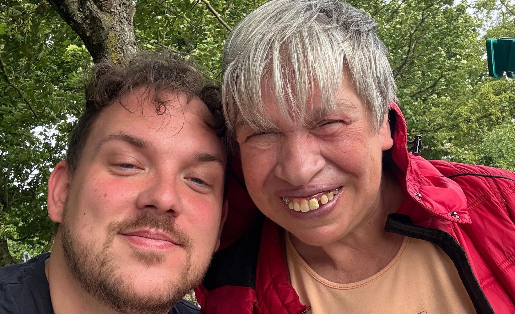 Als Heilerziehungspfleger ist Pascal Binkowski nah bei den Menschen